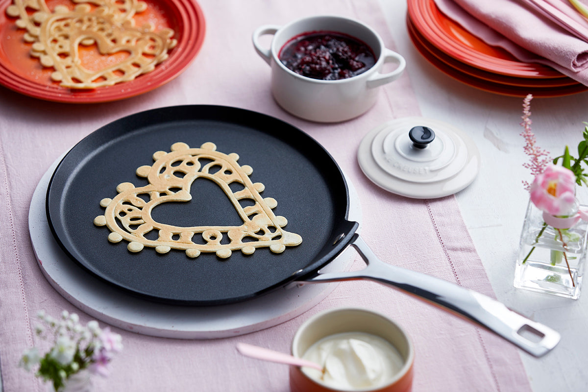 Le Creuset Lace Pancakes