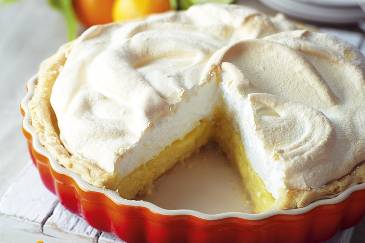 Le Creuset Citrus Meringue Pie