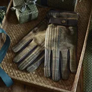 Barbour gloves for men and women from Philip Morris & Son