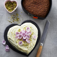 Le Creuset Toughened Non-stick 25cm Heart Springform Cake Tin