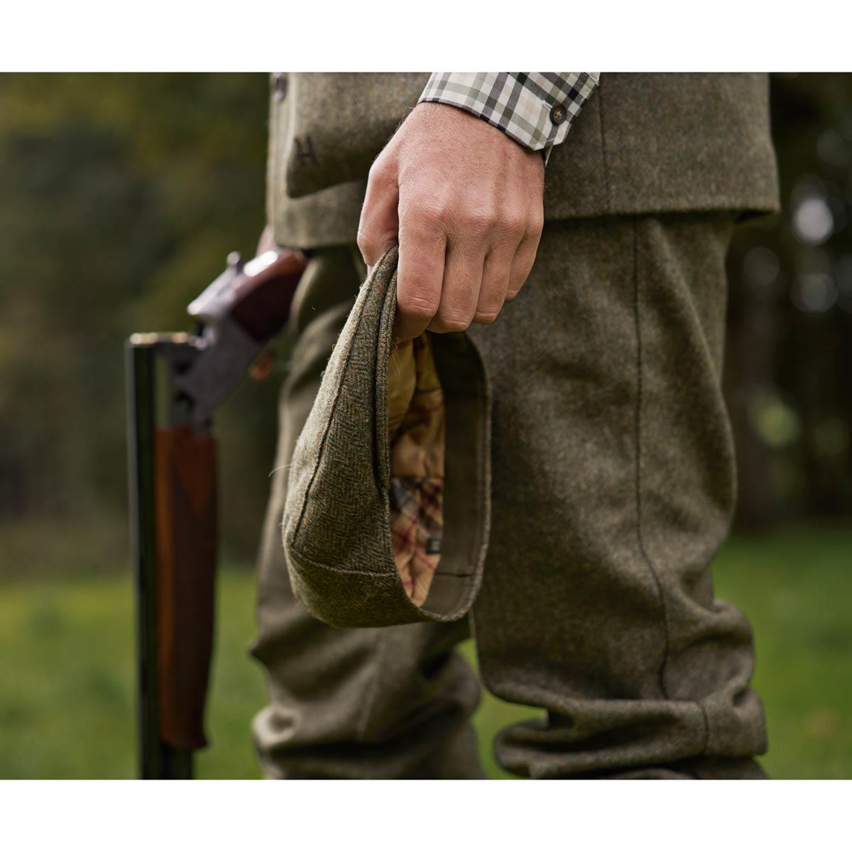 Forest Green/Herringbone Harkila Mens Kenmore Classic Flat Cap Detail