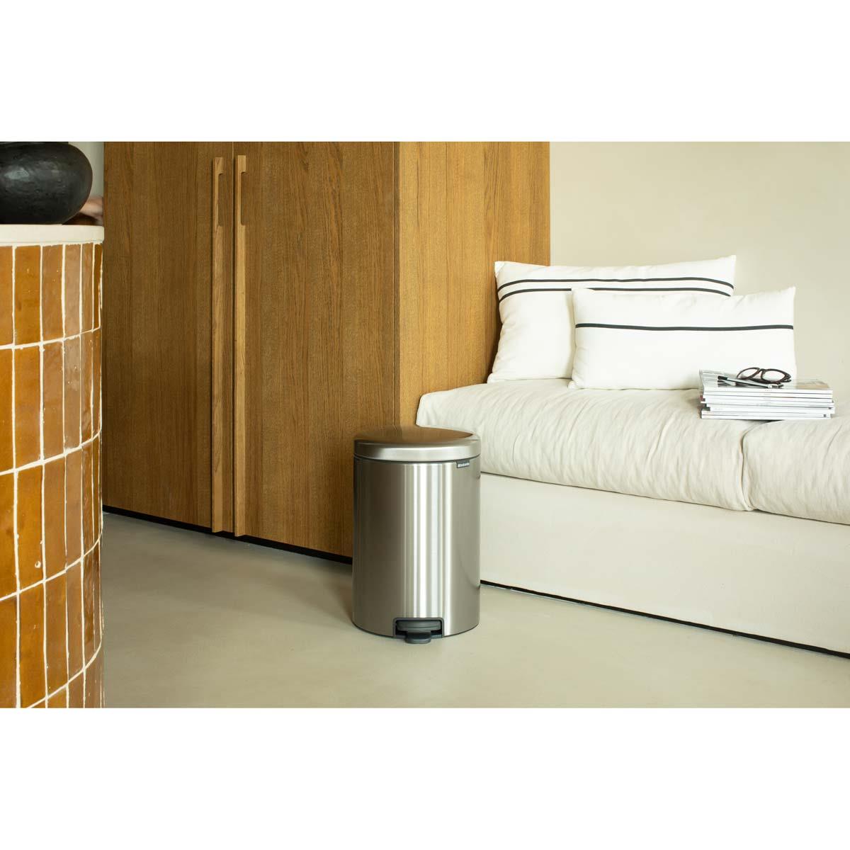 Matt Steel Fingerprint Proof Brabantia newIcon Pedal Bin 20 Litre Plastic Bucket Lifestyle