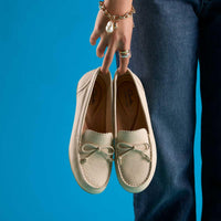 Cream Leather Clarks Womens Elliotte Sail Moccasin Shoes Held