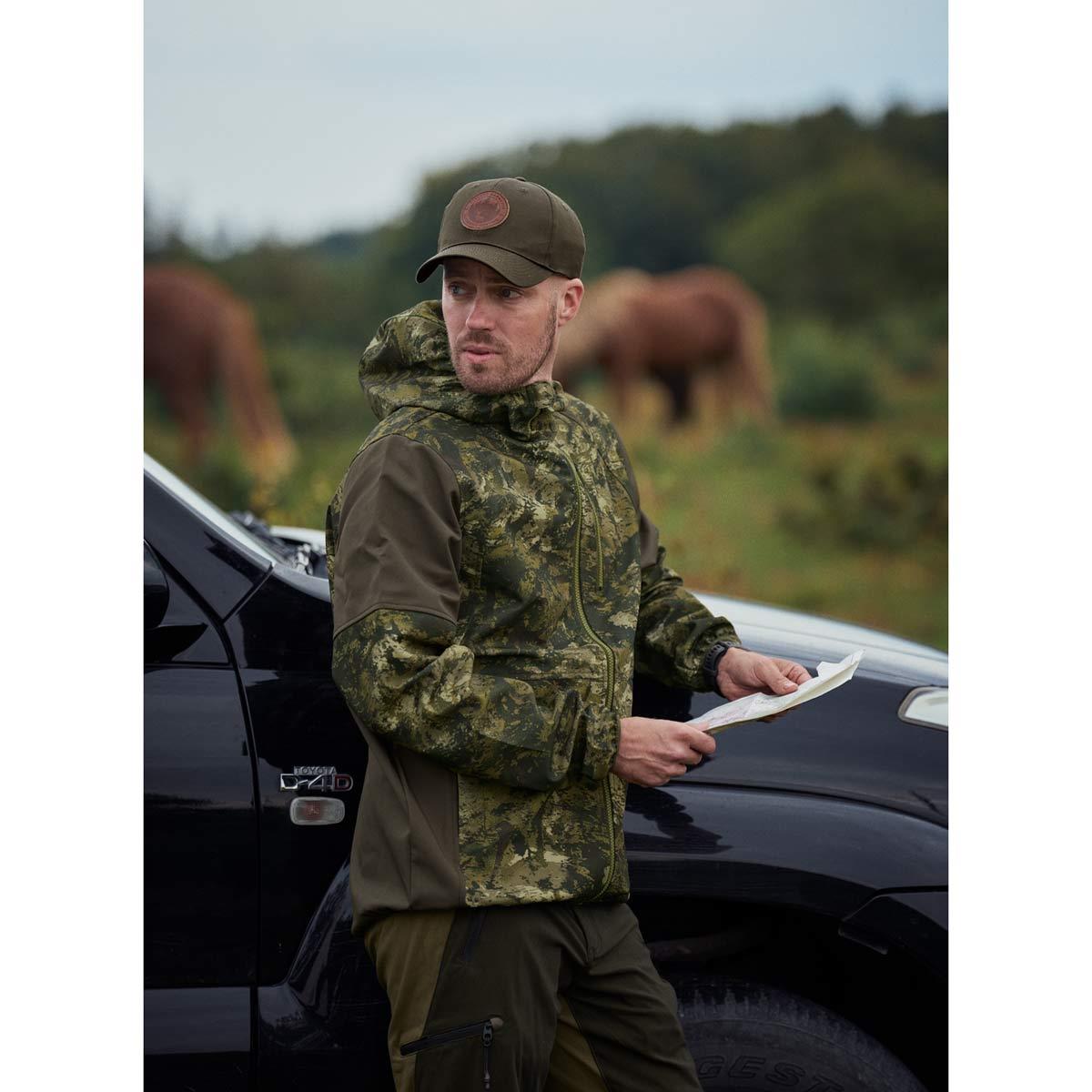 InVis Green Seeland Mens Cross Windbeater Jacket Lifestyle