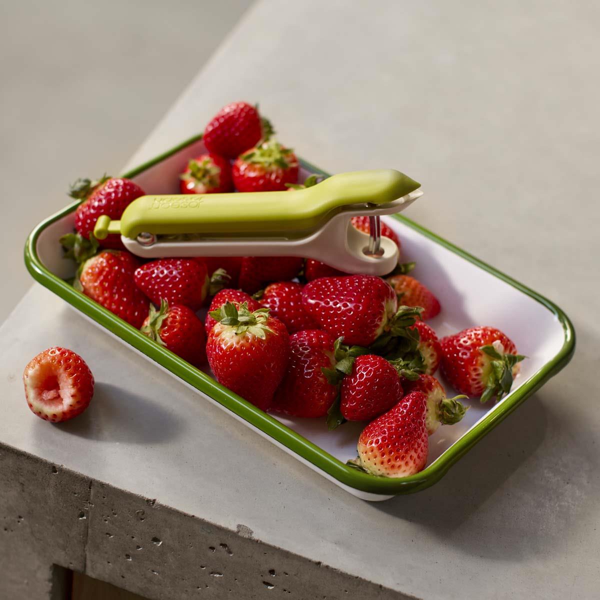 Joseph Joseph Tweezy 2-in-1 Pitter and Huller
