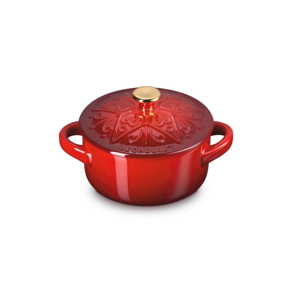 Le Creuset Stoneware Petite Round Casserole 250ml Gold Knob Christmas Relief
