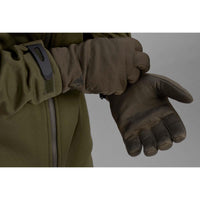 Seeland Unisex Hawker Gloves On Model