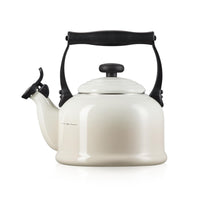 Le Creuset Traditional Kettle