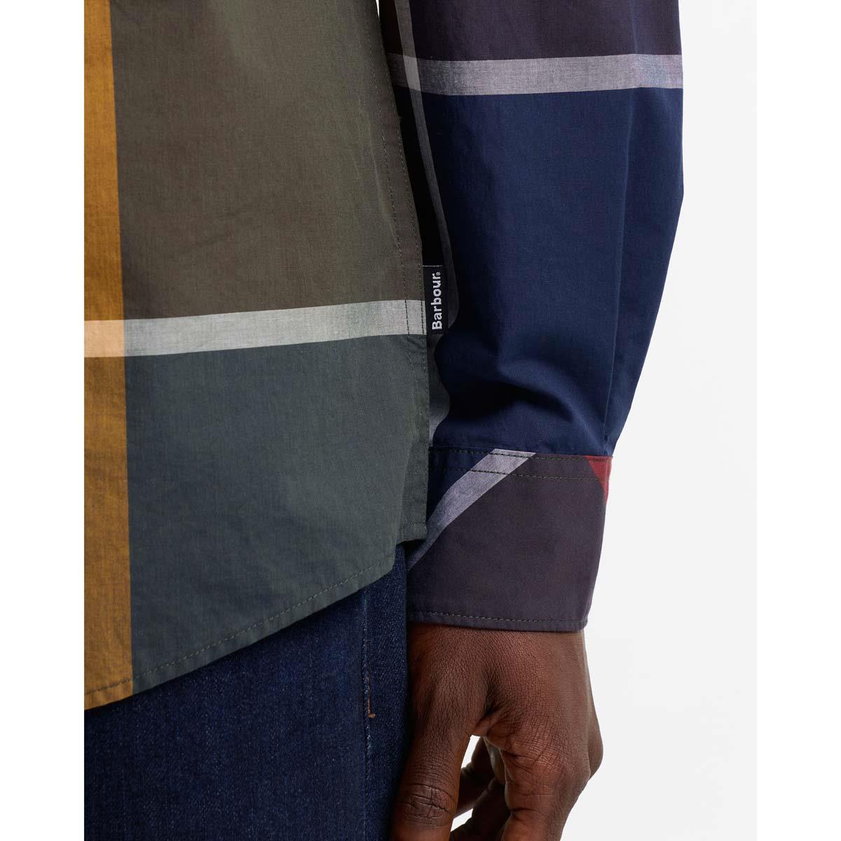 Classic Tartan Barbour Mens Oversized Tartan Dunoon Tailored Shirt Cuff