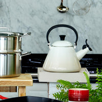 Le Creuset Kone Kettle Meringue