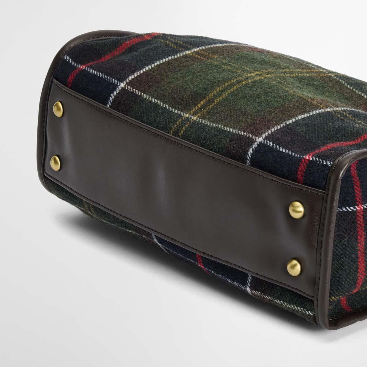 Classic Tartan Barbour Womens Barrhill Tartan Tote Bag Bottom