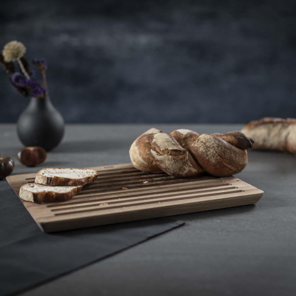 Kuhn Rikon Culinary Forged Acacia Bread Cutting Board LS