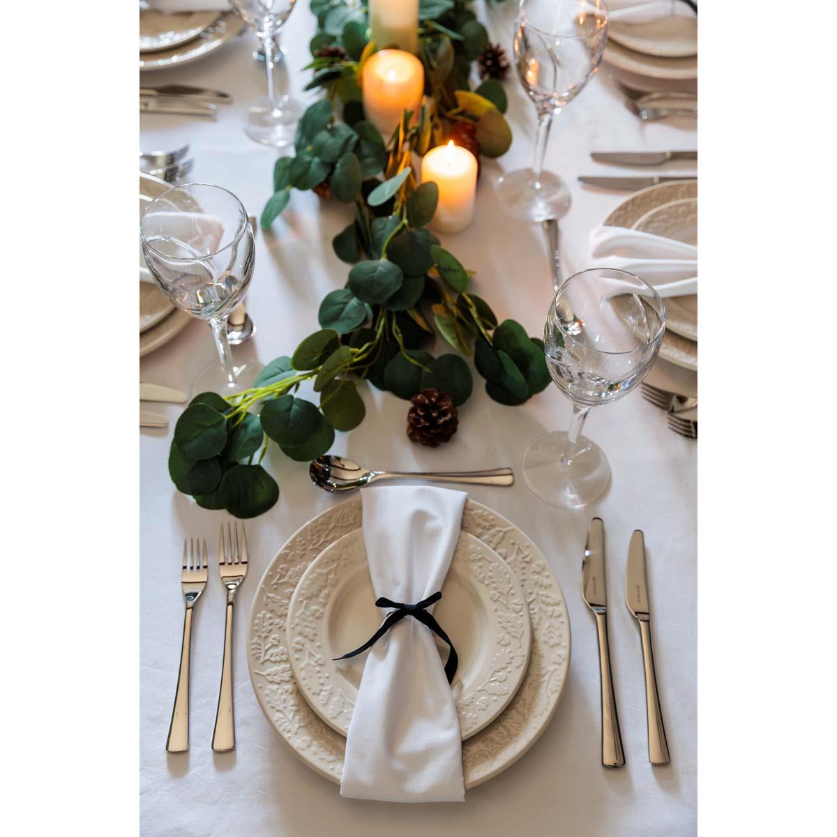 Price and Kensington Acorn Dinner Plate LS