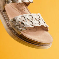 Metallic Combi Clarks Womens Arwell Glide Sandals Lifestyle Front