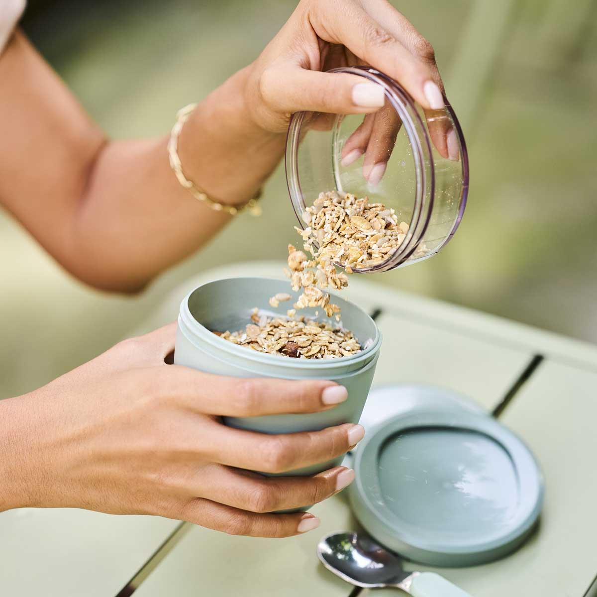 Nordic Sage Mepal Ellipse Lunch Pot Pour