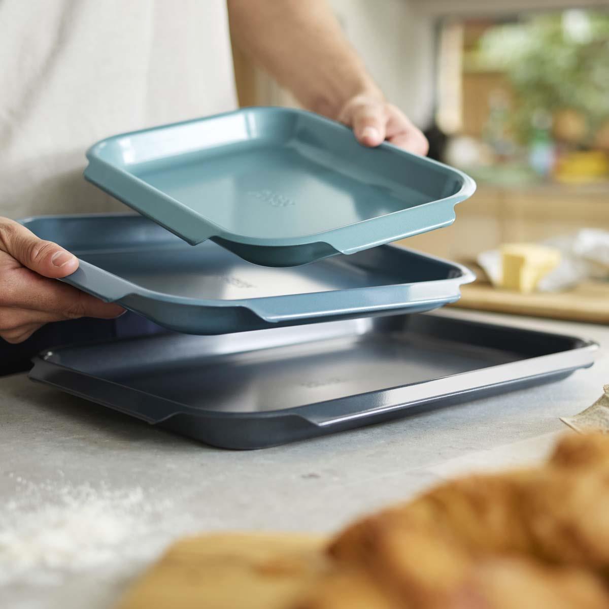 Joseph Joseph Nest Bake Non-Stick Baking Tray