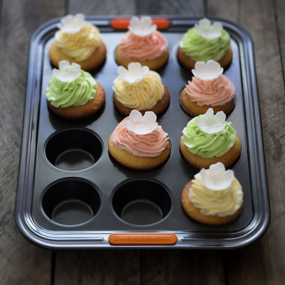 Le Creuset Toughened Non-stick 12 Cup Muffin Tray