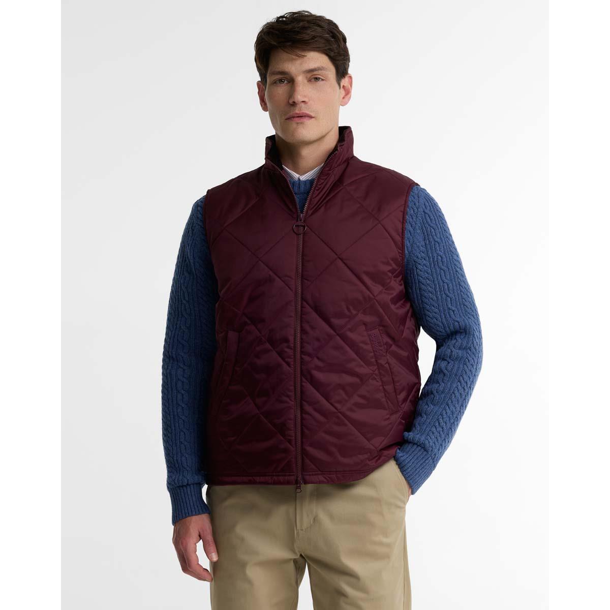 DARK BORDEAUX Barbour Mens Finn Quilted Gilet FRONT