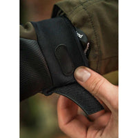 Pine Green Seeland Mens Target Gloves Lifestyle Detail