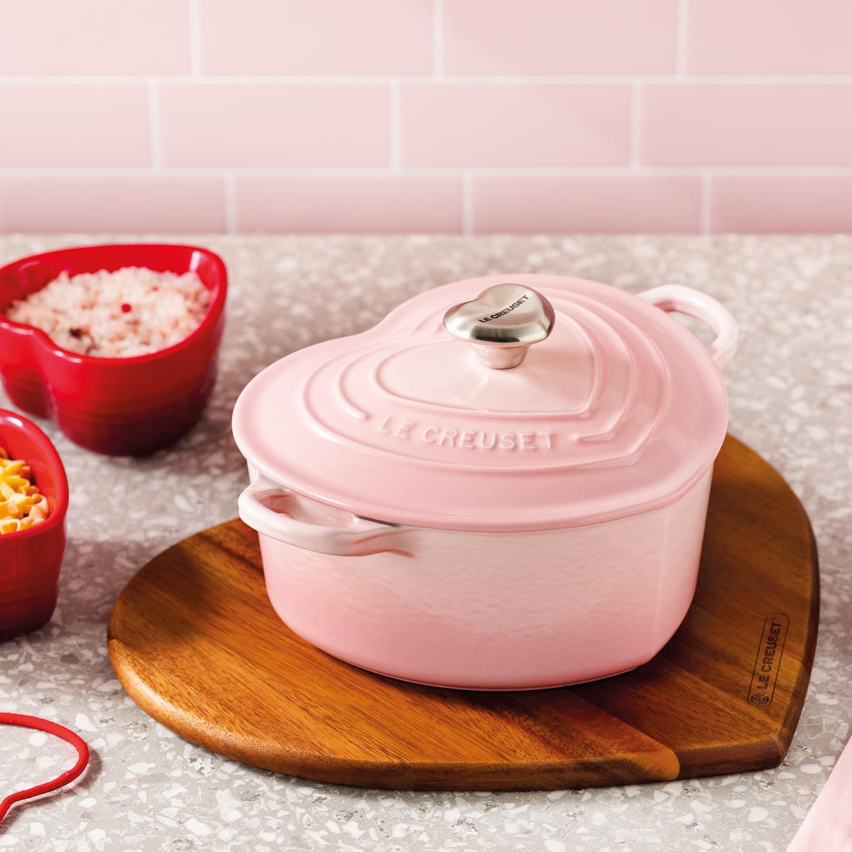 Le Creuset 20cm Cast Iron Heart Casserole Dish