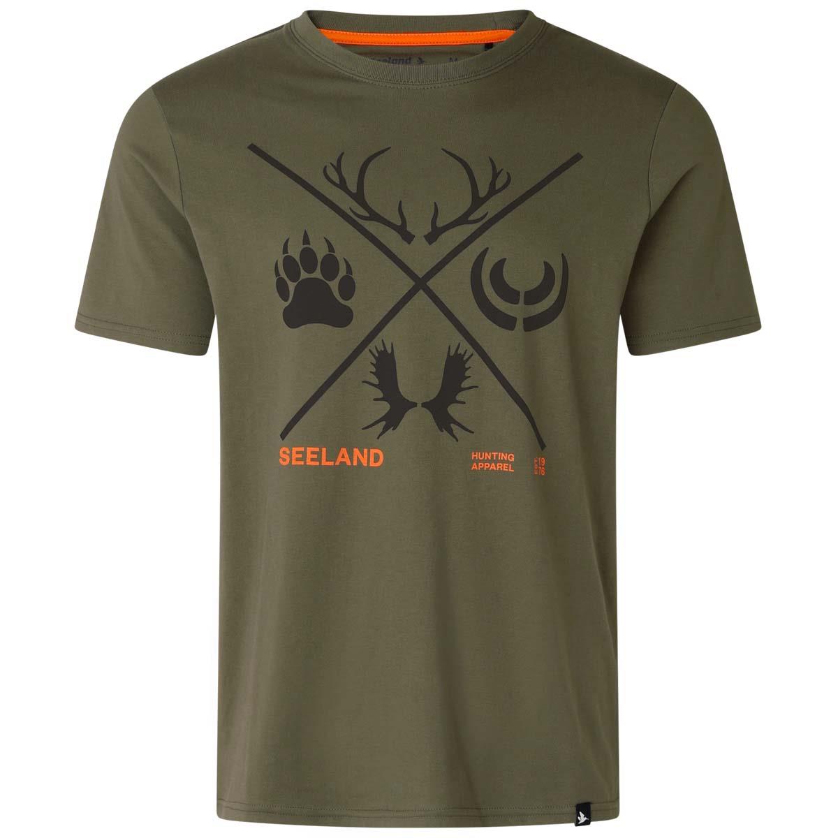 Grape Leaf Seeland Mens Big Game Hunter T-Shirt