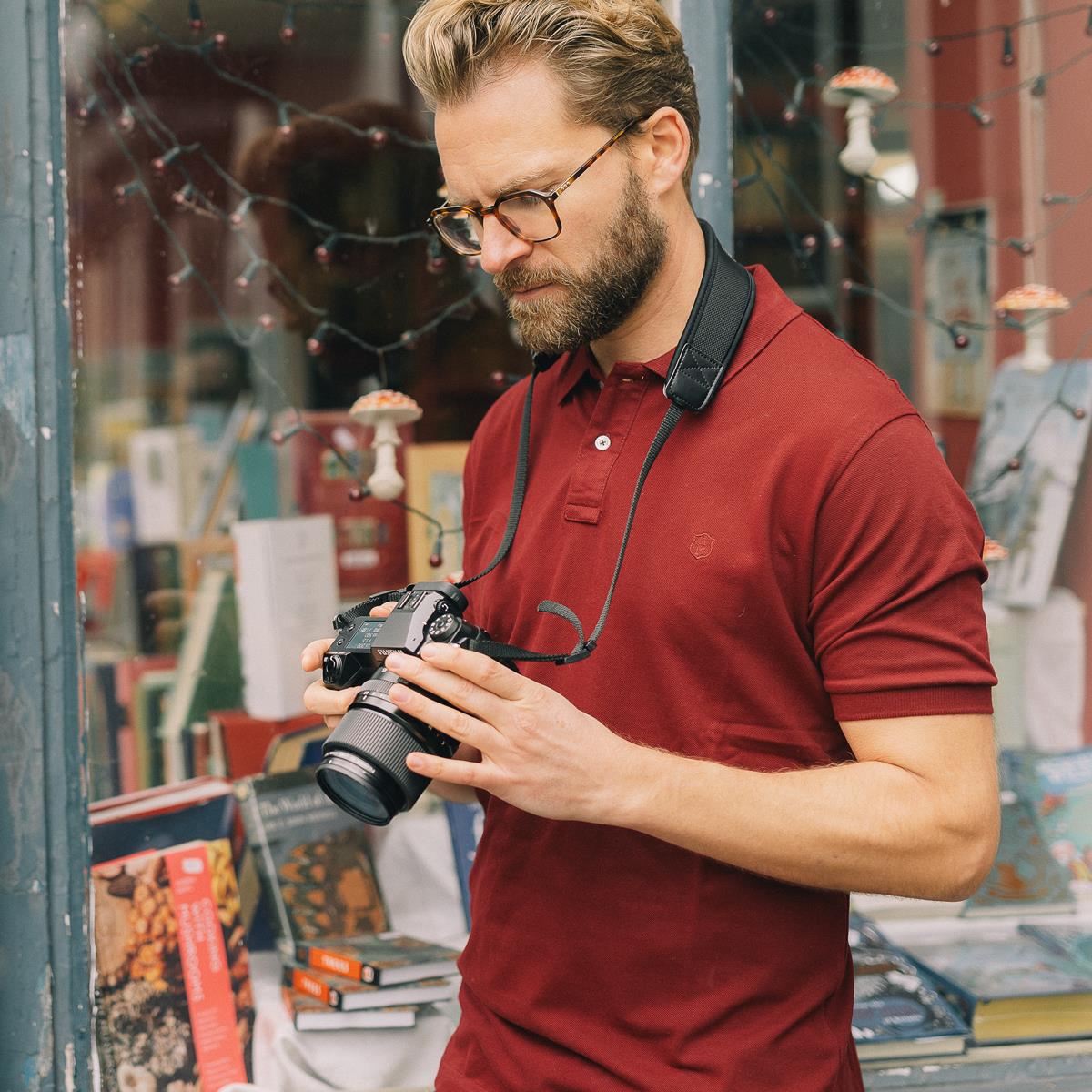 Albert and Maurice Mens Classic Pique Polo Shirt Maroon Camera