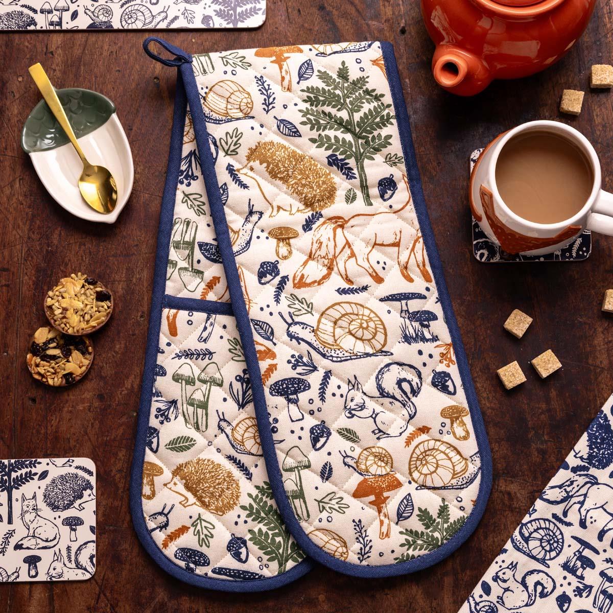 Price and Kensington Woodland Double Oven Glove LS