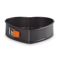 Le Creuset Toughened Non-stick 25cm Heart Springform Cake Tin