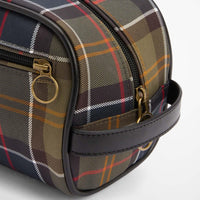 Classic/Beacon Barbour Mens Tartan Washbag Handle