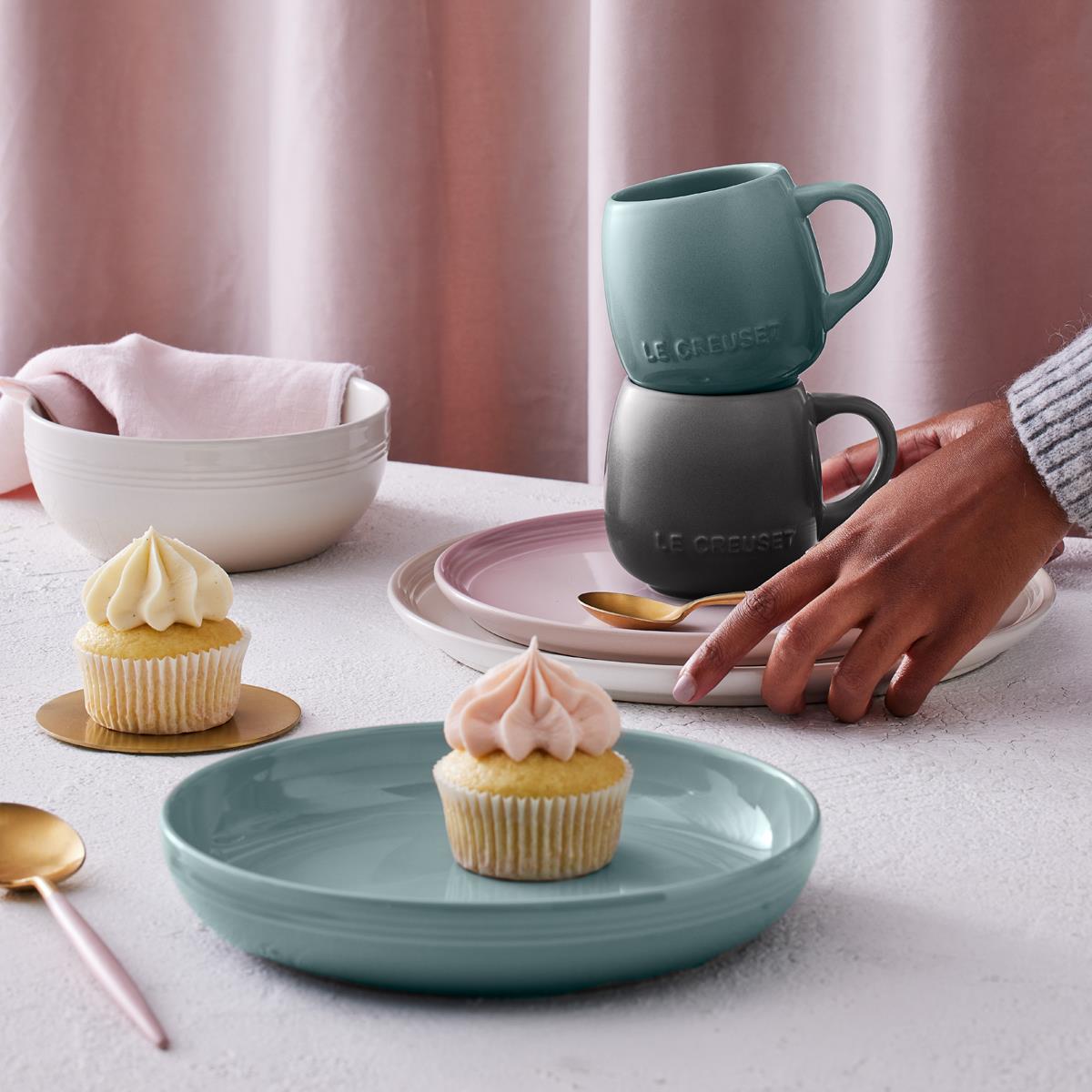 Le Creuset Coupe Pasta Bowl lifestyle w mugs