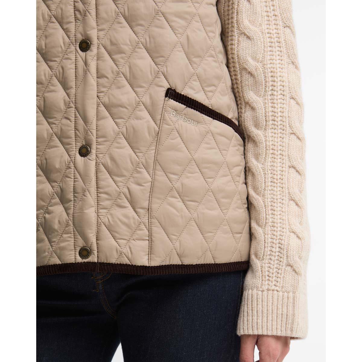 Light Trench/Muted Barbour Womens Darwen Quilted Gilet POCKET