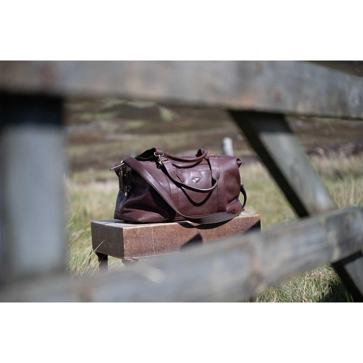Hoggs Of Fife Monarch Leather Carryon Holdall