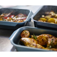 Joseph Joseph Nest Oven Deep Tray lifestyle1