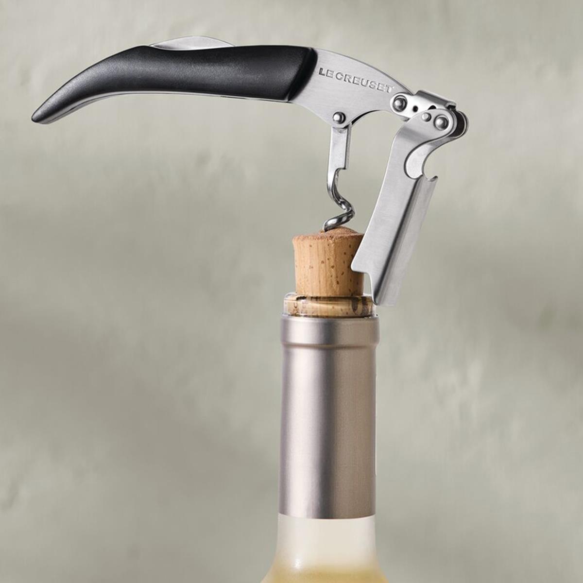 Le Creuset Classic Waiter's Corkscrew lifestyle