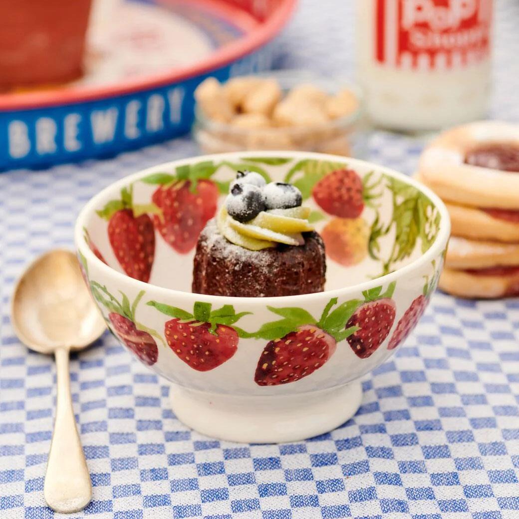 Emma Bridgewater Strawberries French Bowl LS2