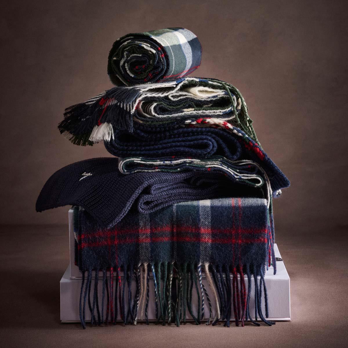 Barbour Mens Cascade Beanie & Scarf Gift Set
