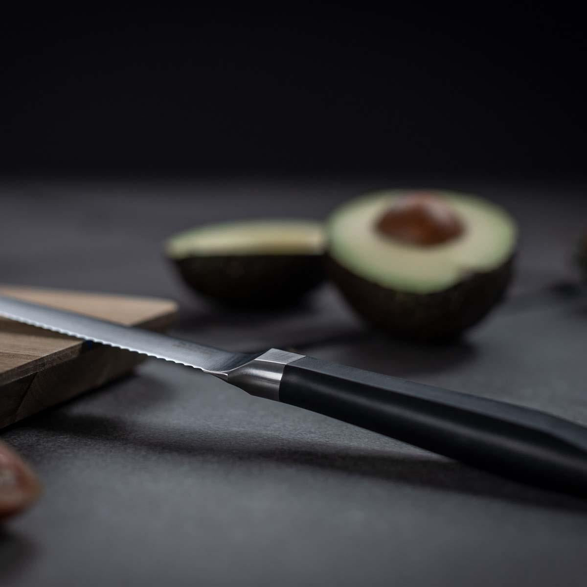 Kuhn Rikon Culinary Forged Utility Knife Serrated Side View
