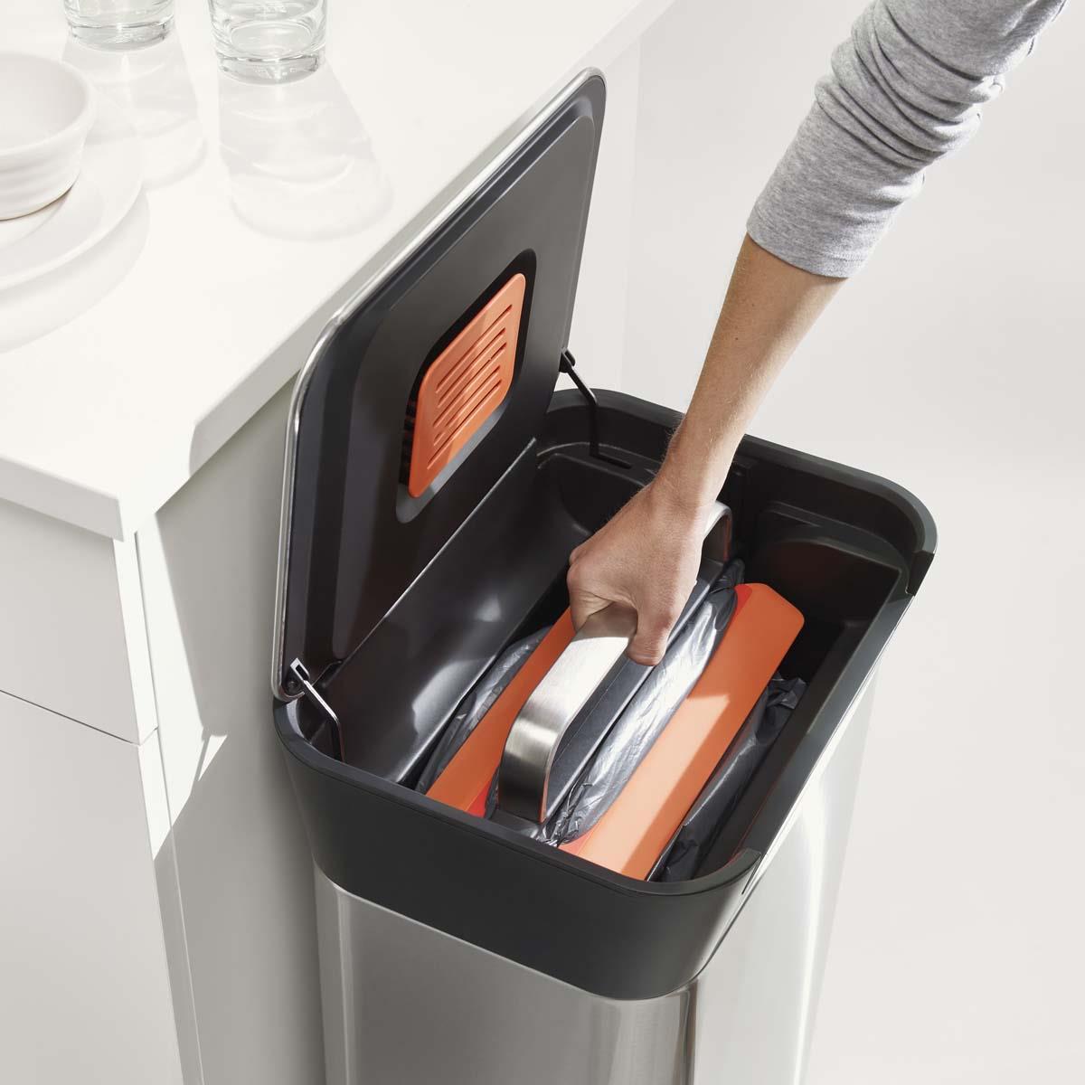 Stainless Steel Joseph Joseph Titan 20L Trash Compactor LS6