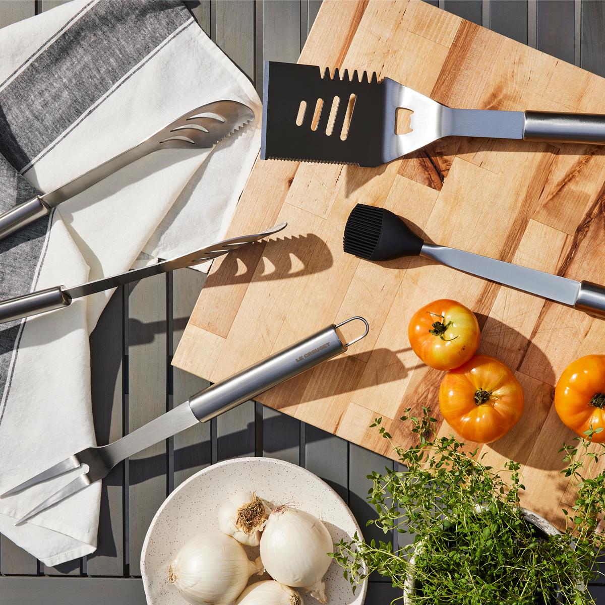 Le Creuset BBQ Stainless Steel Slotted Spatula utenils