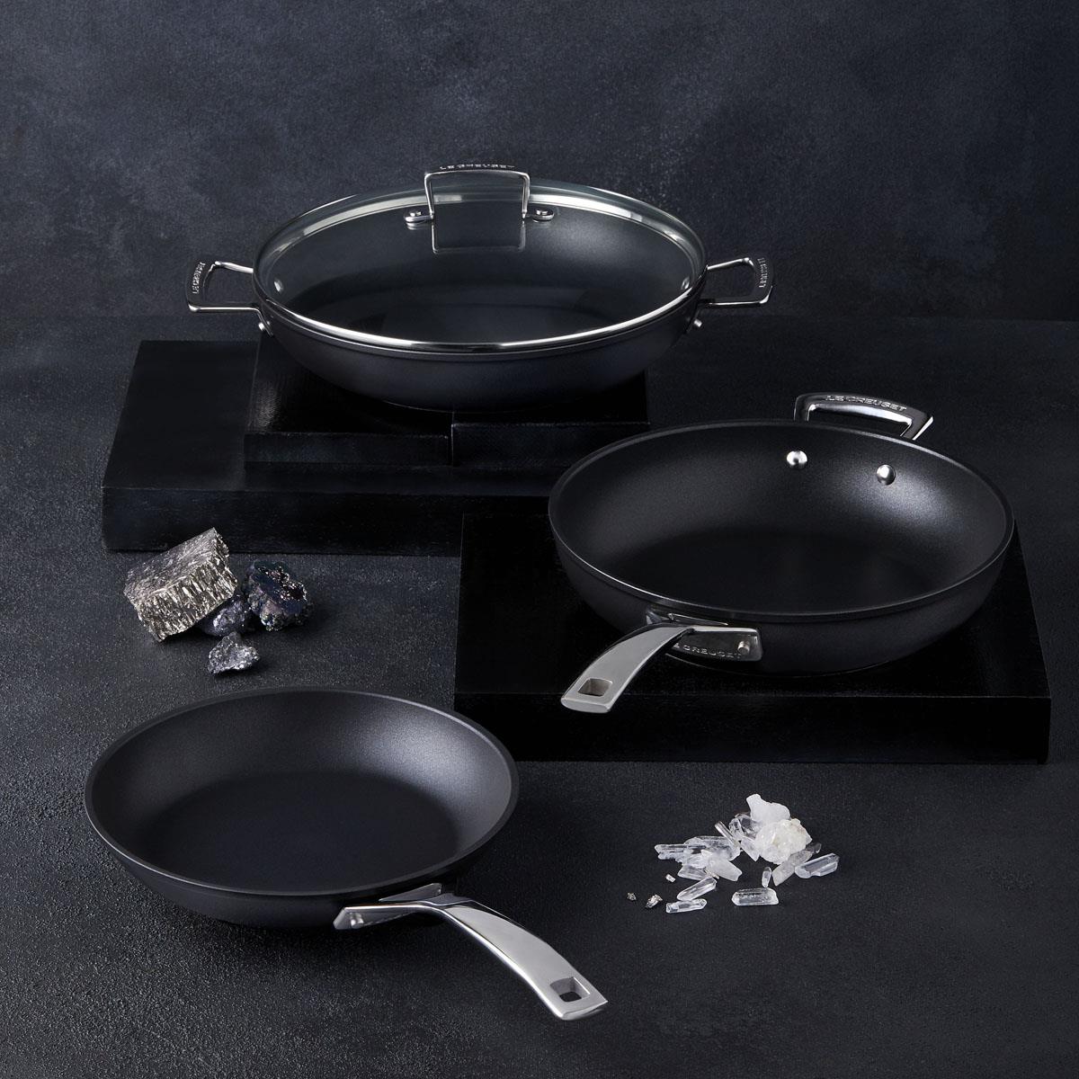 Le Creuset Toughened Non-Stick Shallow Casserole With Glass Lid