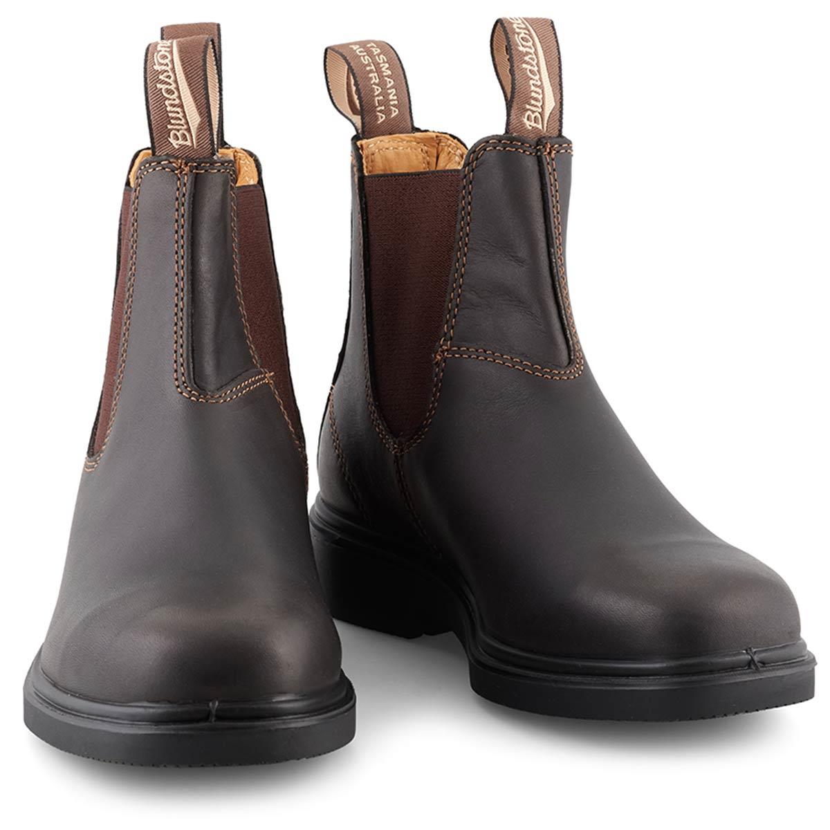 Blundstone Unisex 067 Chisel Toe Dress Chelsea Boot