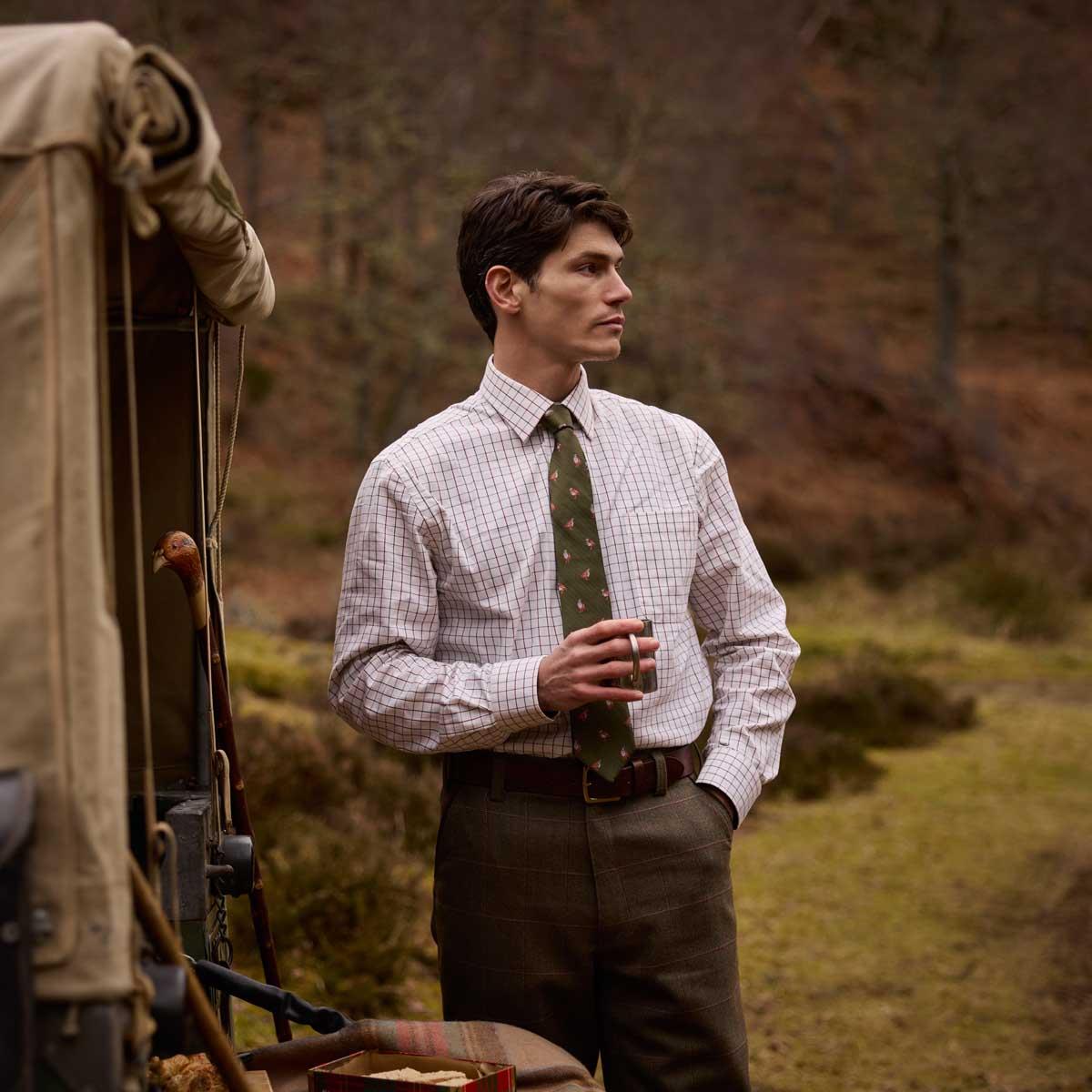 Lochlane Tweed Schoffel Ptarmigan Tweed Plus Twos Lifestyle