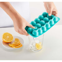 Lekue Round Ice Cube Tray with Lid
