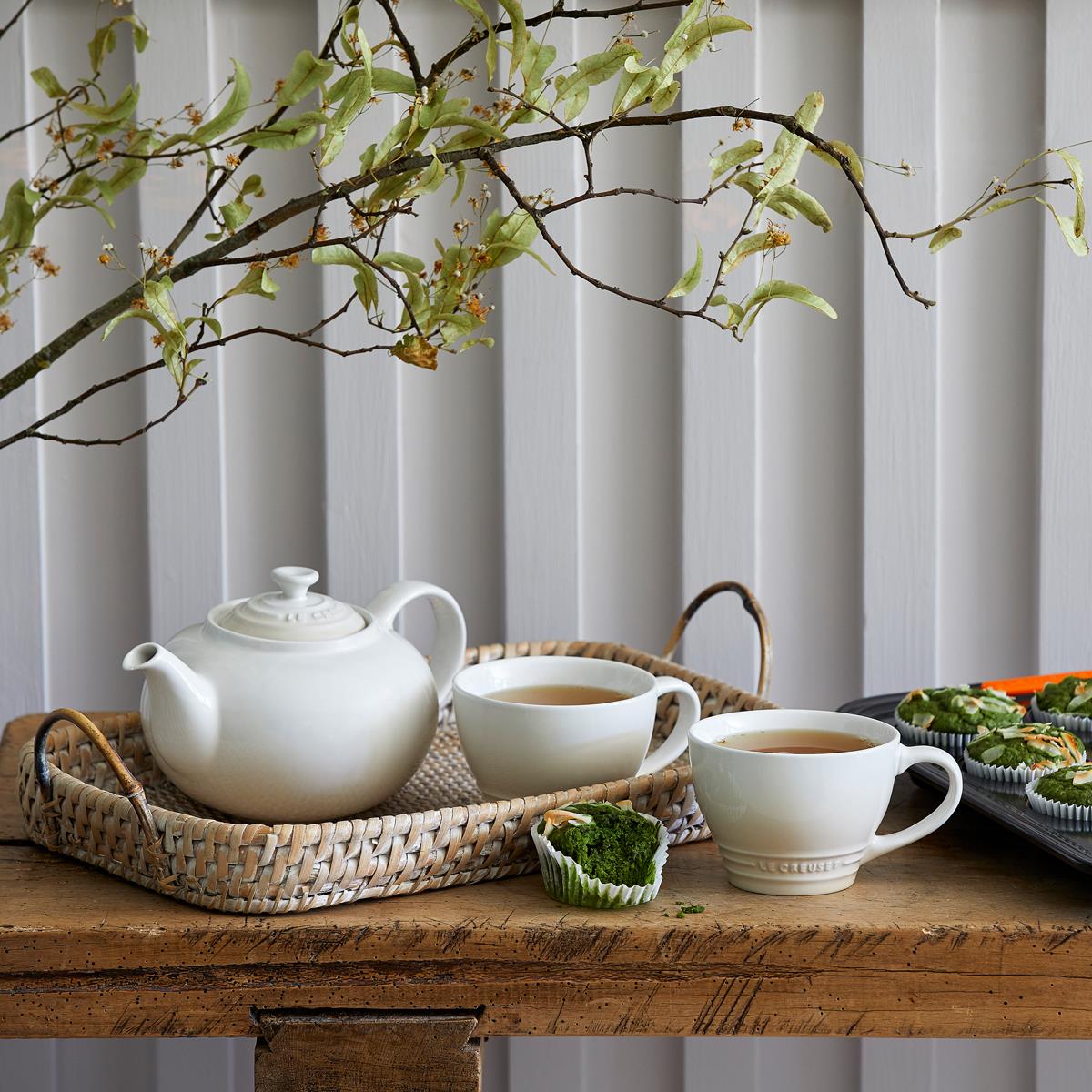 Le Creuset Stoneware Classic Teapot Meringue