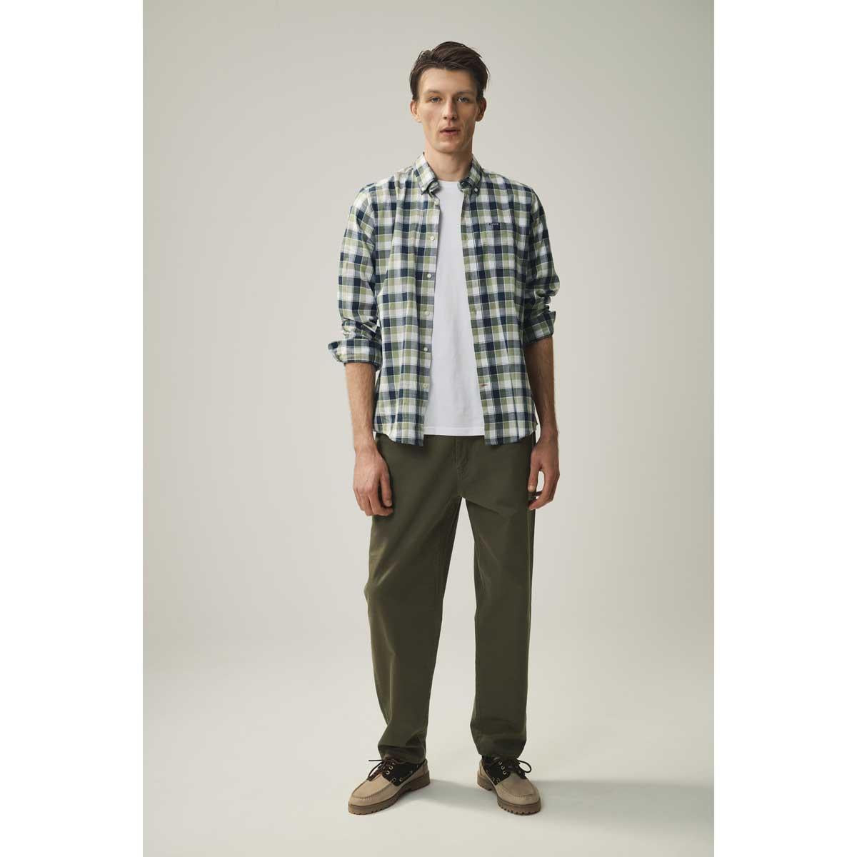 Olive Barbour Mens Harwood Gingham Tailored Shirt on model
