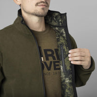 Light Pine/Invis Green Seeland Mens Rogue Reversible Fleece On Model