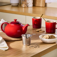 Le Creuset Stoneware Classic Teapot with Infuser CERISE