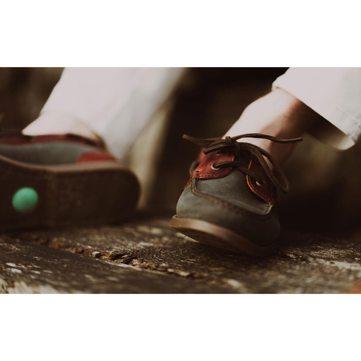 Navy/Seahorse Chatham Mens Bermuda II G2 Boat Shoes Lifestyle
