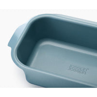 Joseph Joseph Nest Bake 2lb Loaf Tin inner