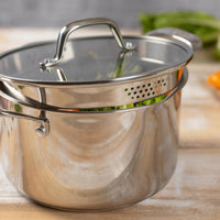 Kuhn Rikon Allround Plus Casserole Lifestyle Draining Lid Detail